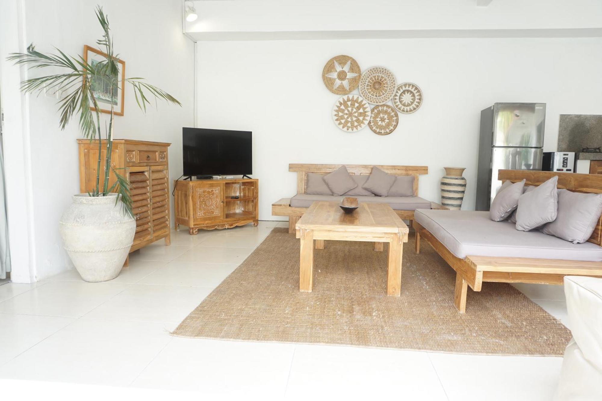 סמיניאק Villa Pagu מראה חיצוני תמונה
