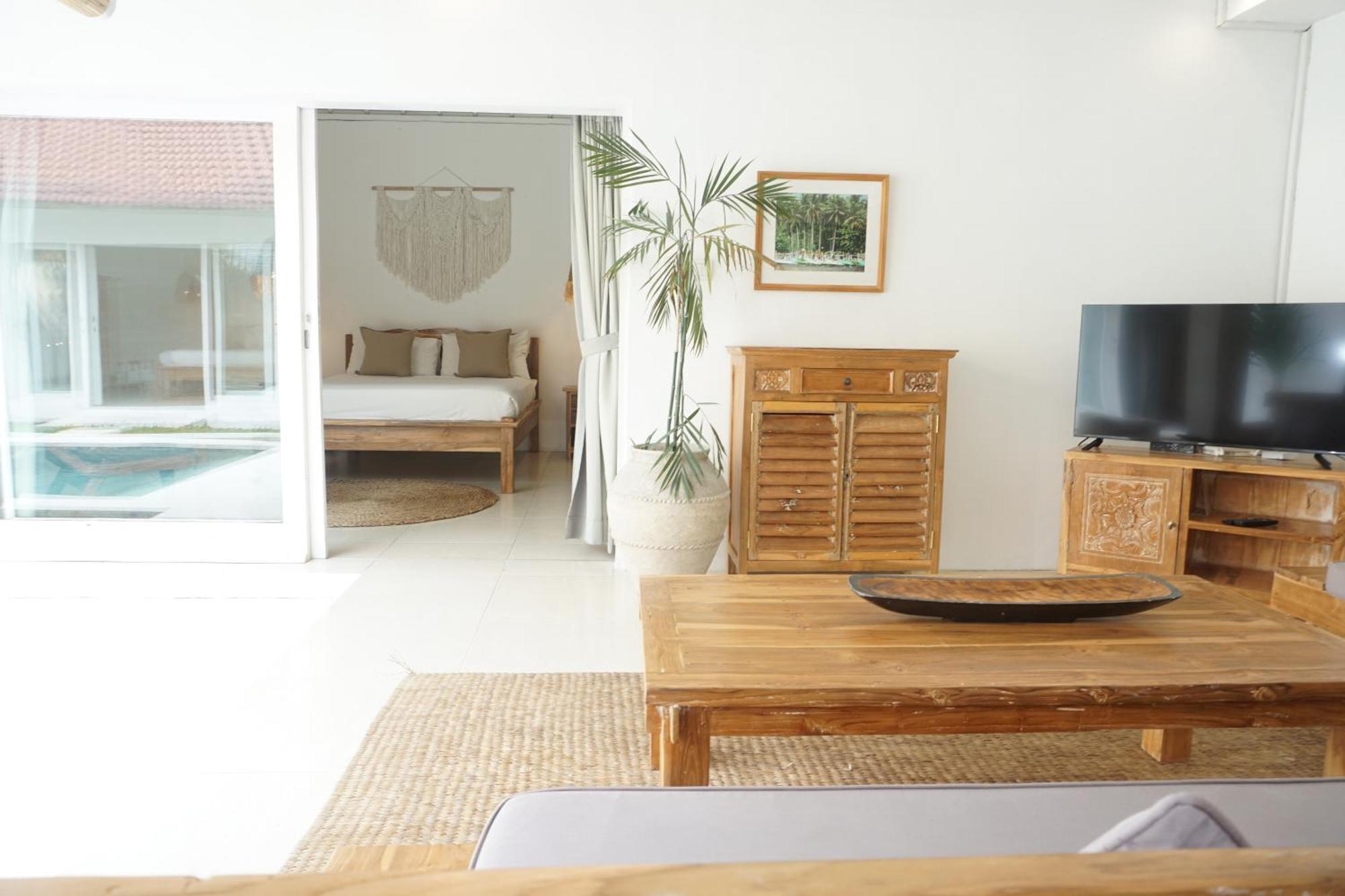 סמיניאק Villa Pagu מראה חיצוני תמונה